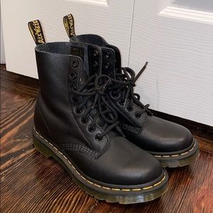 Doc Martens 1460 Pascal Virginia Leather Boots
